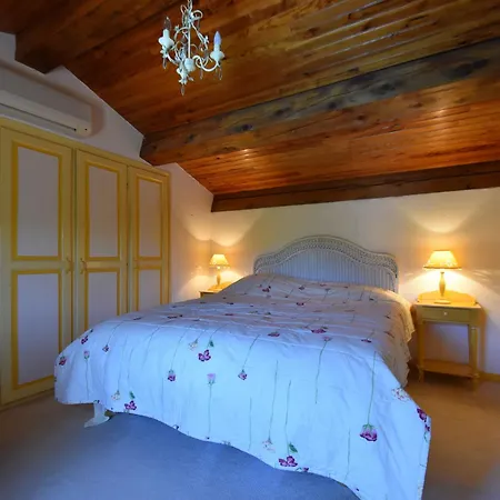 Villa In With Pool & Garden La Tour-sur-Orb